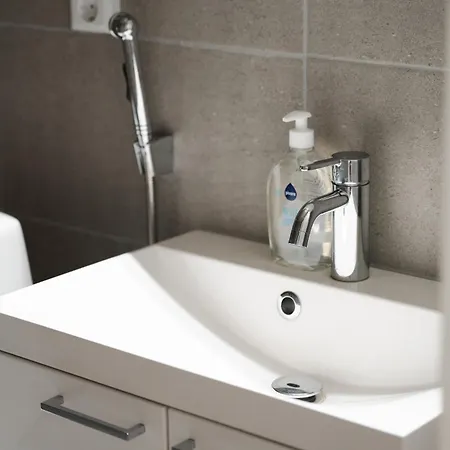 Aurora With Air Conditioning