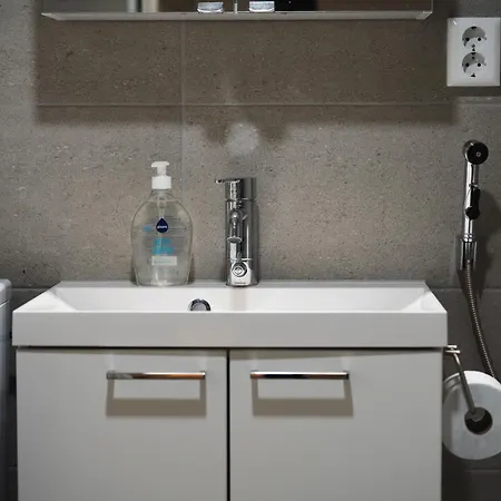 Aurora With Air Conditioning *