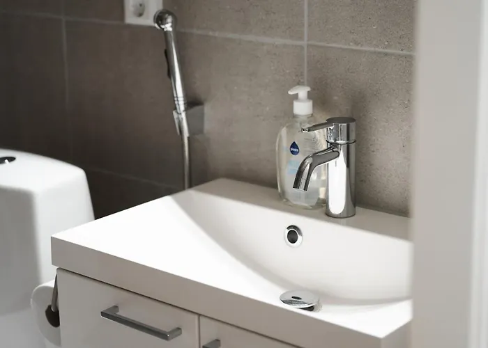 Aurora With Air Conditioning